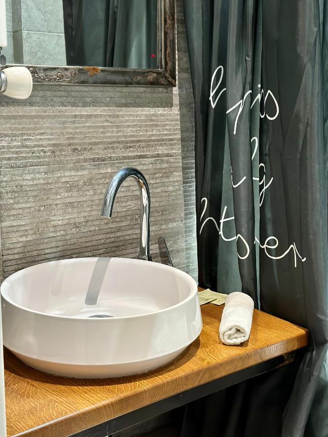 Apartment Romantic - Near Opera House 11/7 Lviv